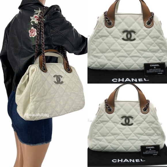 CHANEL Handbags - 💎✨Gorgeous Chanel tote✨💎